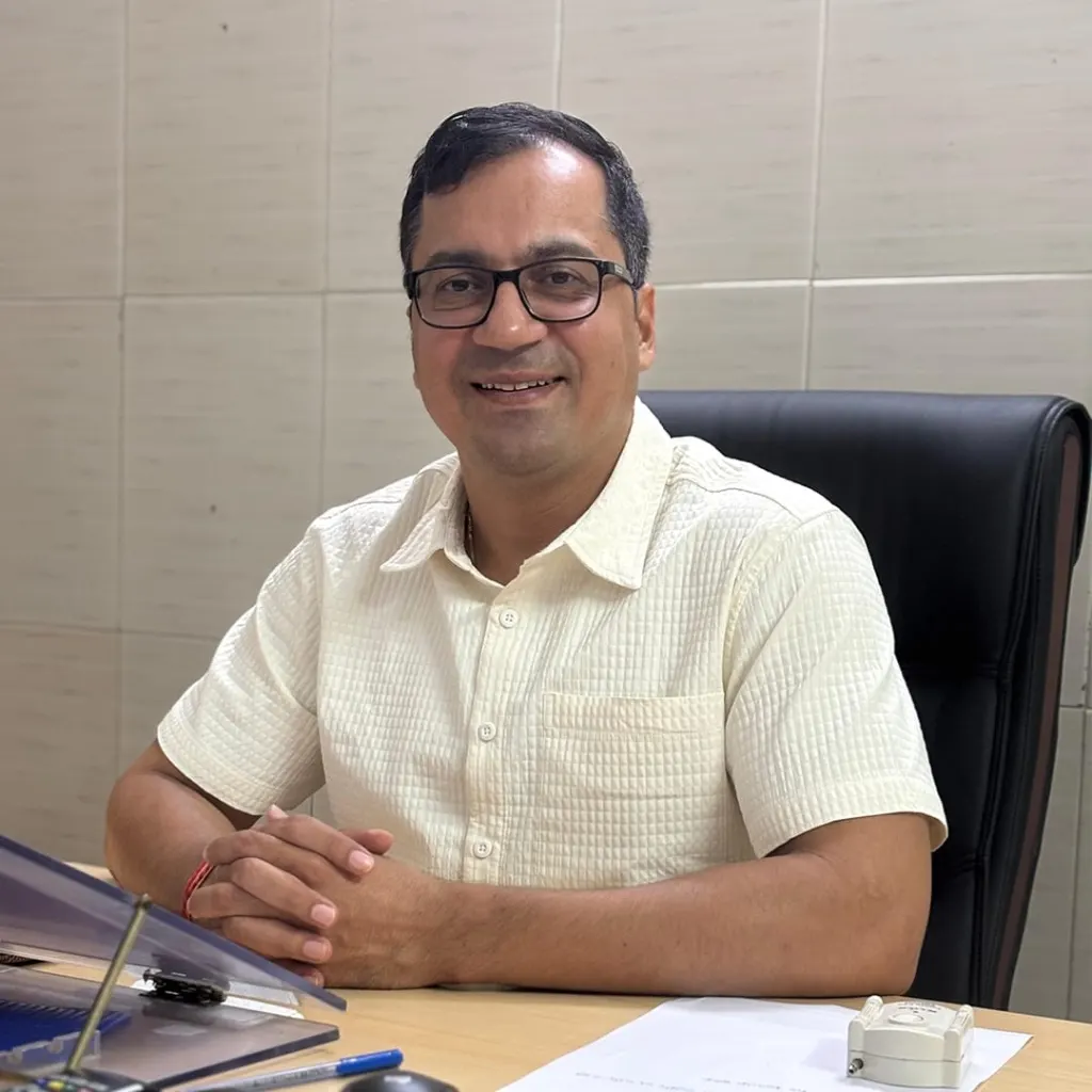 Dr Vineet Yadav - Founder